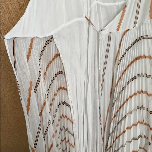 H&M Ivory Maxi Dress with Tan Stripes size 6 - Picture 10 of 16